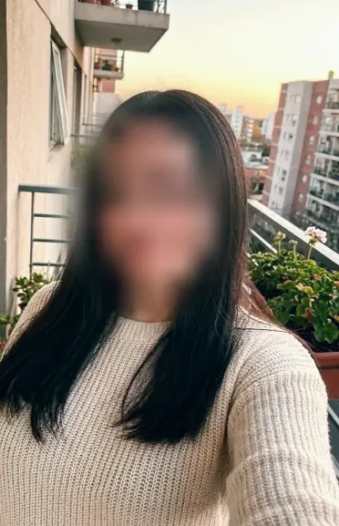 Emily, 20