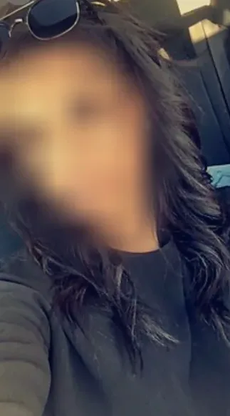 Emma, 20