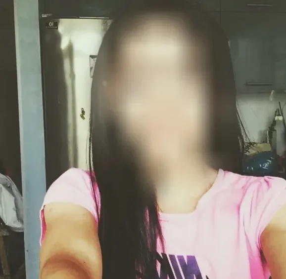 Jacqueline, 33