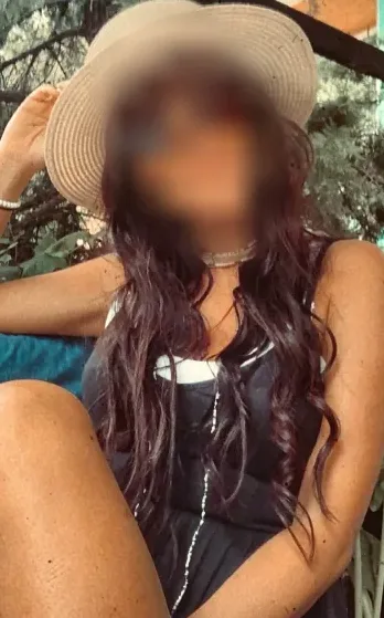 Jacqueline, 38