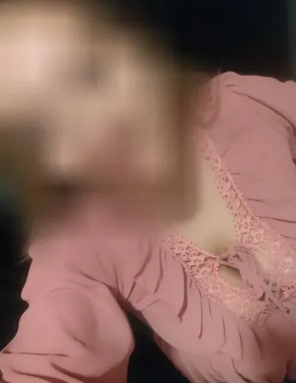 Luisa, 28
