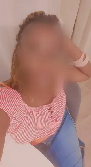 Merle, 29