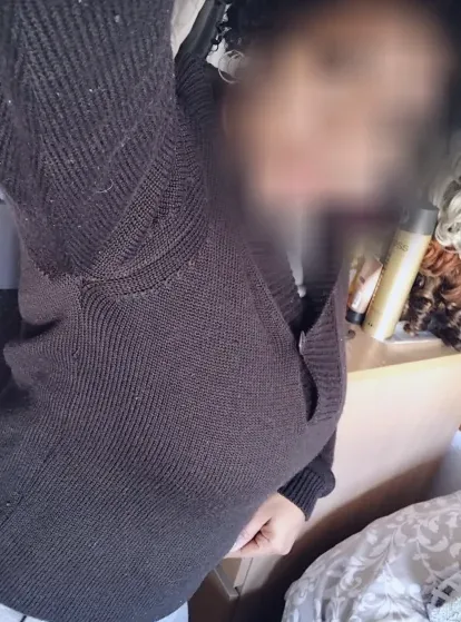 Sandra, 39